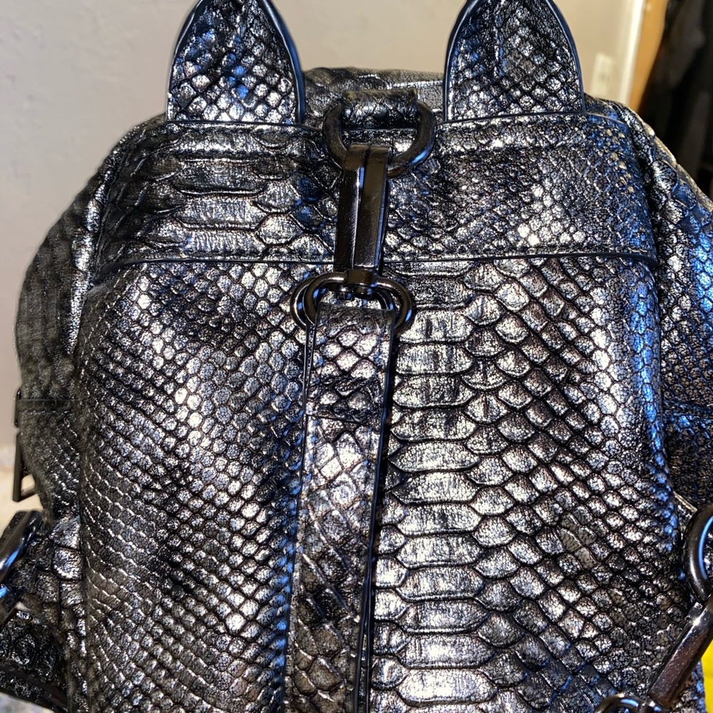 BCBG mini backpack 🎒 - Picture 2 of 5